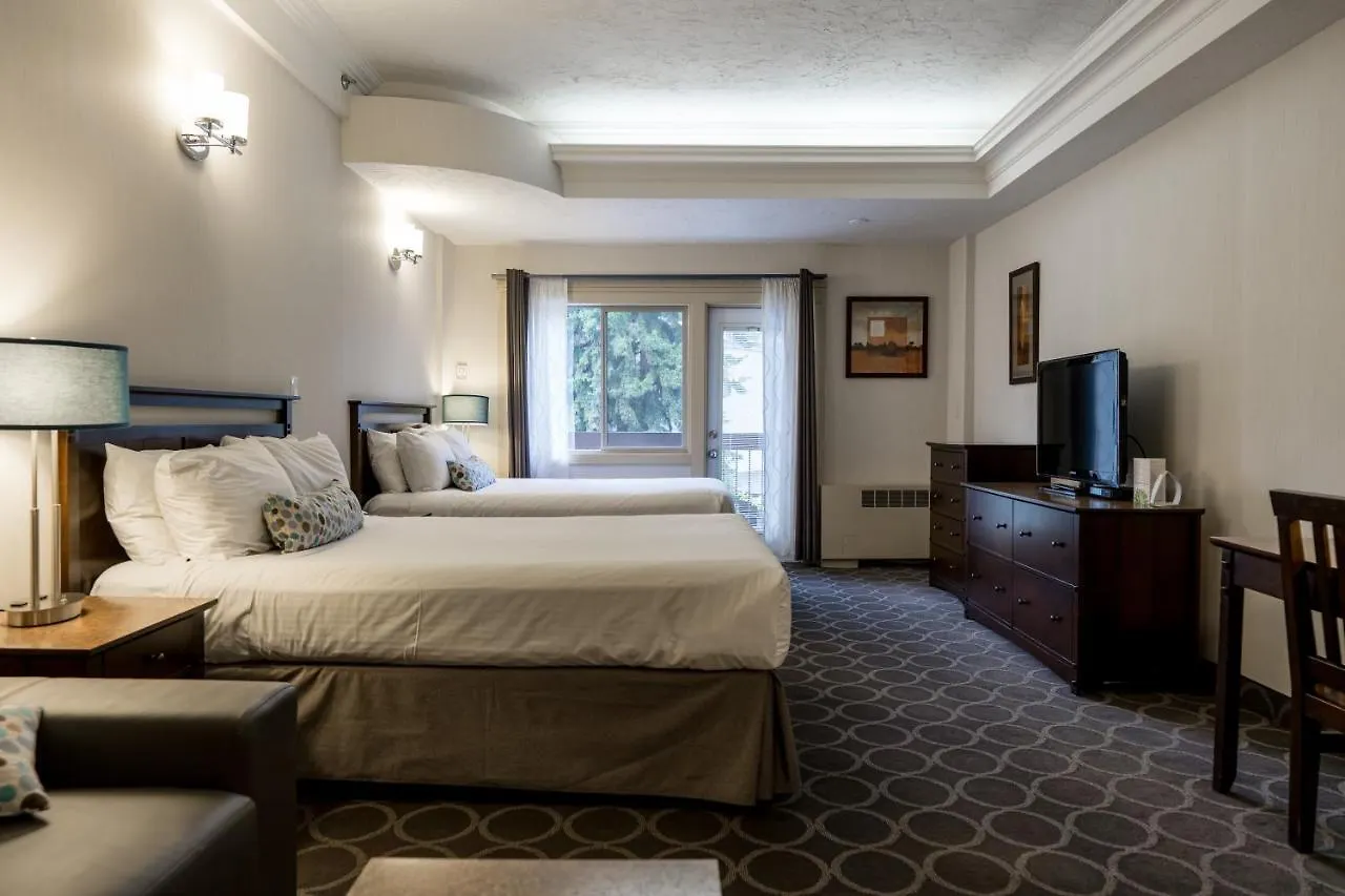 High Country Inn Banff 3*,